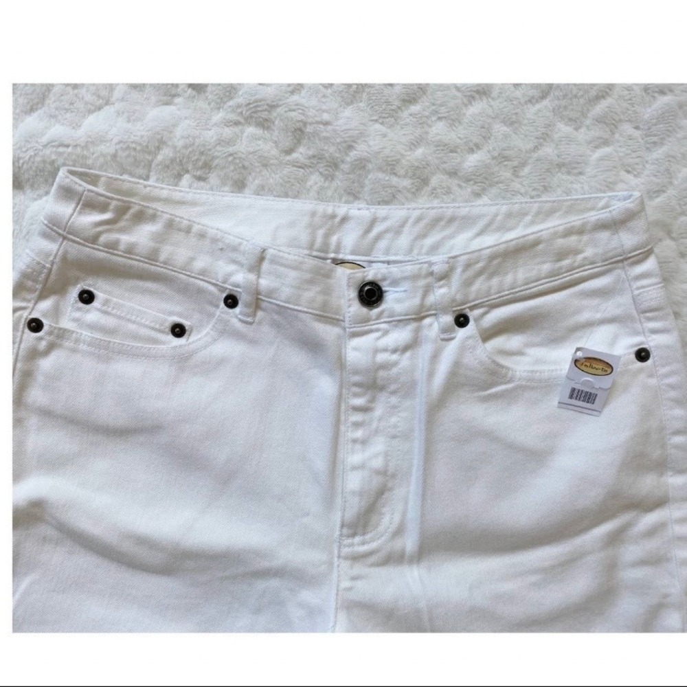 Talbots White Straight Leg Jeans Red Contrast Stitching Size 6 Stretch Denim - Picture 5 of 9